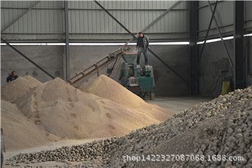辽宁硅铝钡钙矿山与建筑设备零部件 深耕工业之基，铸就装备脊梁